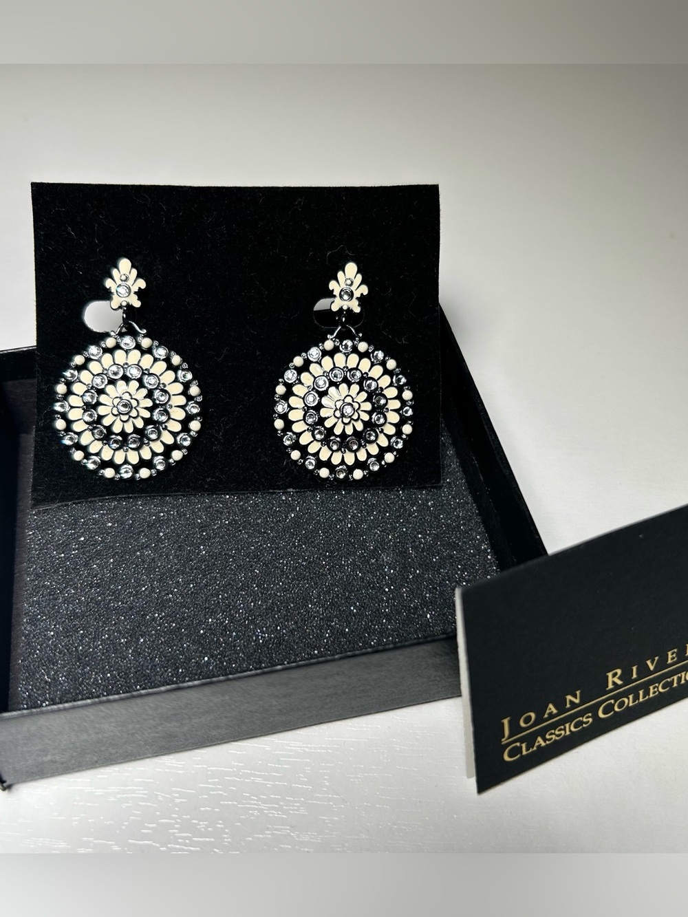 Round Joan Rivers Black/White Enamel Rhinestone Post Earrings Georgeous Vintage